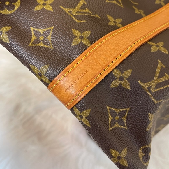 Louis Vuitton Petit Noe - Picture 15 of 15